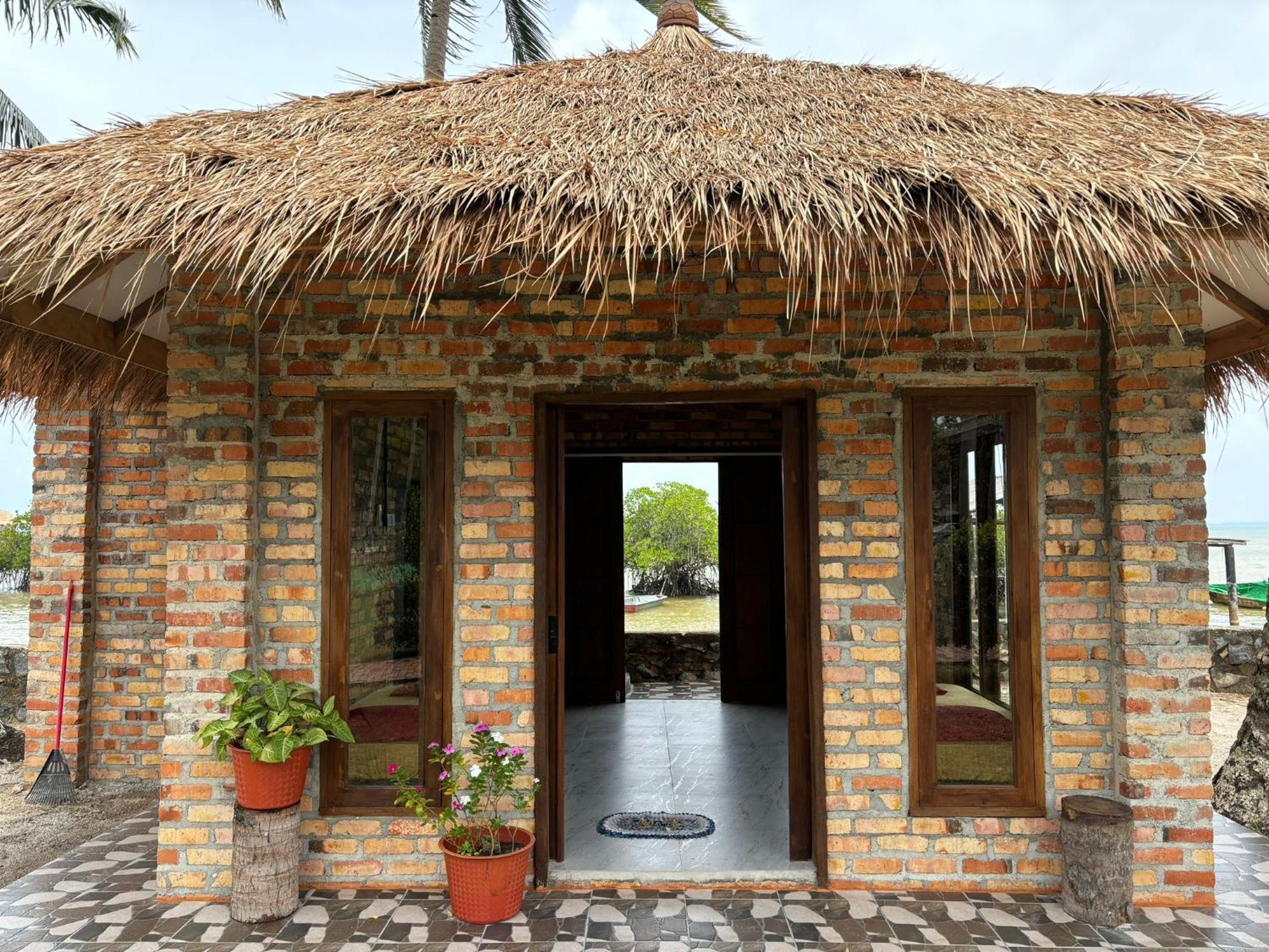 Loola Adventure Resort Teluk Bakau Rum bild